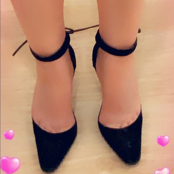 GUCCI ❤️Gorgeous Black handmade Suede shoes!!! - Picture 3 of 10